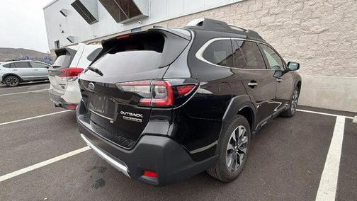 2023 Subaru Outback Touring XT