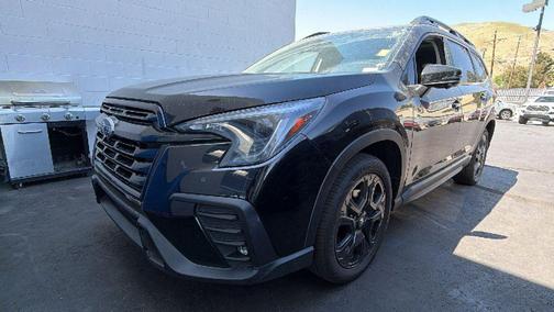 Crystal Black Silica 2023 Subaru Ascent Onyx Edition Limited 7-Passenger