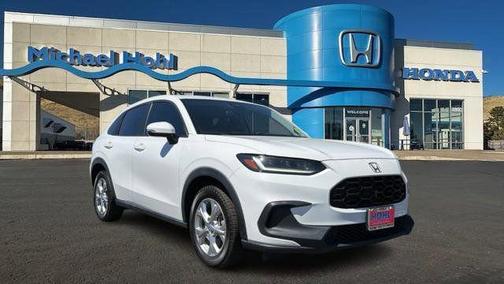 Platinum White 2023 Honda HR-V LX