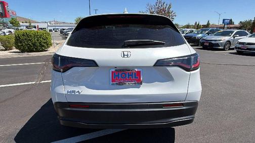 Platinum White 2023 Honda HR-V LX