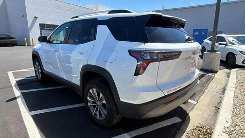 Summit White 2025 Chevrolet Equinox 1LT