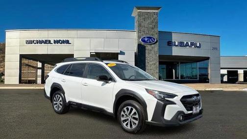 Crystal White Pearl 2025 Subaru Outback Premium