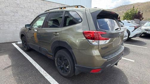 Autumn Green Metallic 2024 Subaru Forester Wilderness