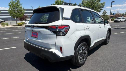Crystal White Pearl 2026 Subaru Forester Base