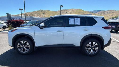 Pearl White Tricoat 2023 Nissan Rogue SV