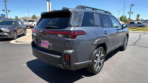 Magnetite Gray Metallic 2026 Subaru Outback Touring XT