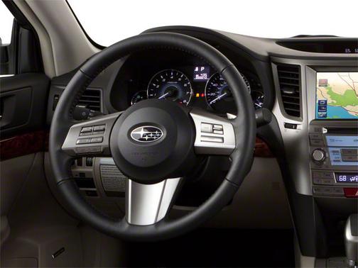 Cypress Green Pearl 2010 Subaru Outback 2.5 i