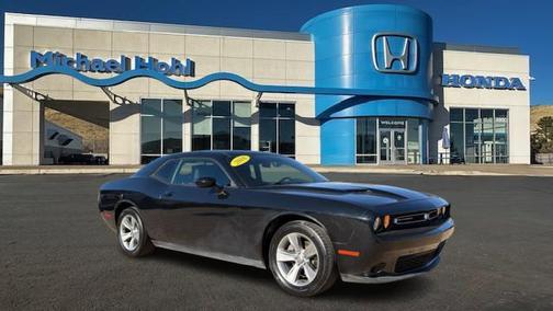 2016 Dodge Challenger SXT