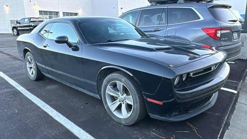 2016 Dodge Challenger SXT