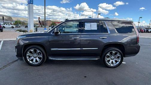 2018 Cadillac Escalade Luxury