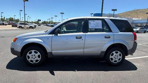 Silver 2003 Saturn Vue Base