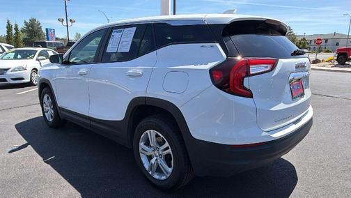 Summit White 2024 GMC Terrain SLE