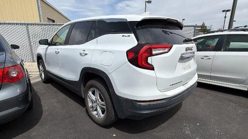 Summit White 2024 GMC Terrain SLE