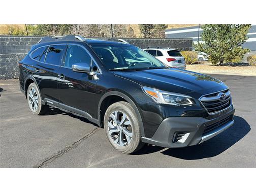 2022 Subaru Outback Touring