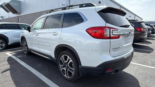 Crystal White Pearl 2024 Subaru Ascent Limited 7-Passenger