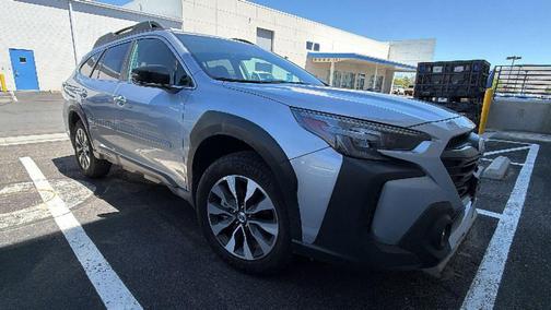 Ice Silver Metallic 2025 Subaru Outback Limited