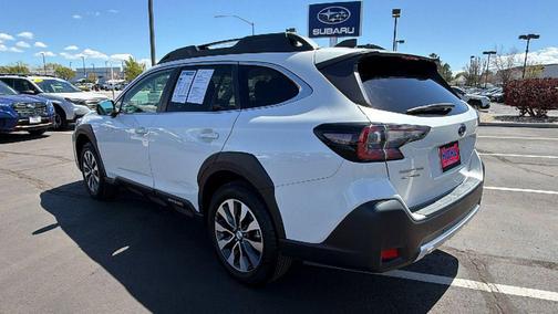 Crystal White Pearl 2023 Subaru Outback Limited