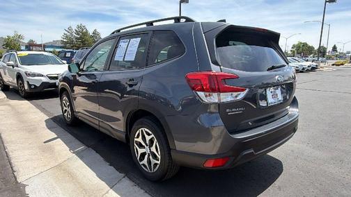 Magnetite Gray Metallic 2023 Subaru Forester Premium