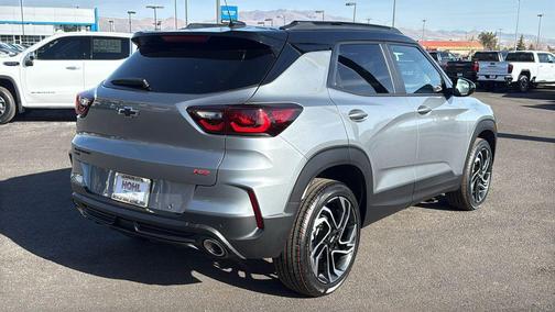 Sterling Gray Metallic 2026 Chevrolet Trailblazer RS