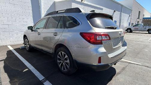 Tungsten Metallic 2017 Subaru Outback 2.5i Limited
