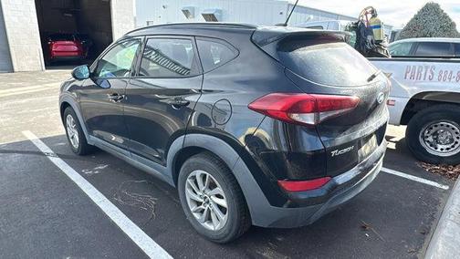2016 Hyundai TUCSON SE