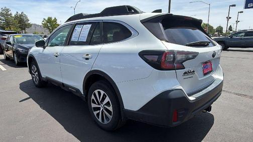 Crystal White Pearl 2022 Subaru Outback Premium