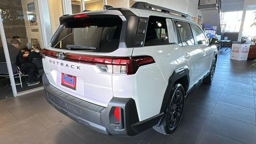 Crystal White Pearl 2026 Subaru Outback Limited XT