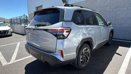 Ice Silver Metallic 2025 Subaru Forester Limited
