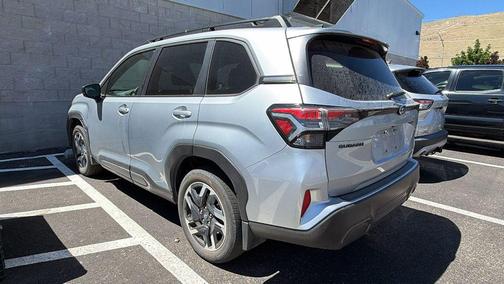 Ice Silver Metallic 2025 Subaru Forester Limited