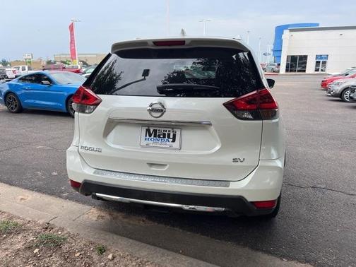 2018 Nissan Rogue SV