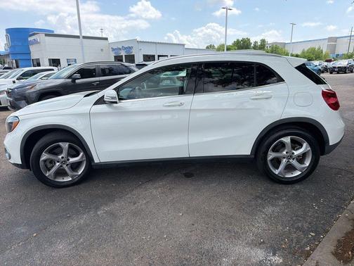 2020 Mercedes-Benz GLA 250 Base 4MATIC