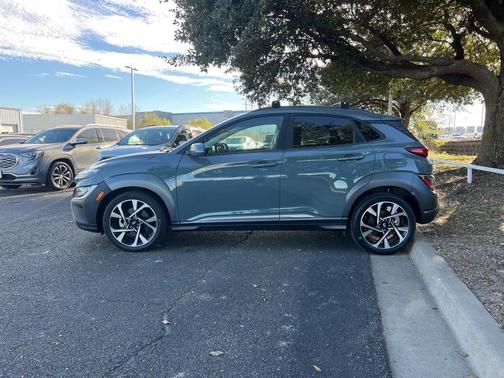 2022 Hyundai KONA Limited