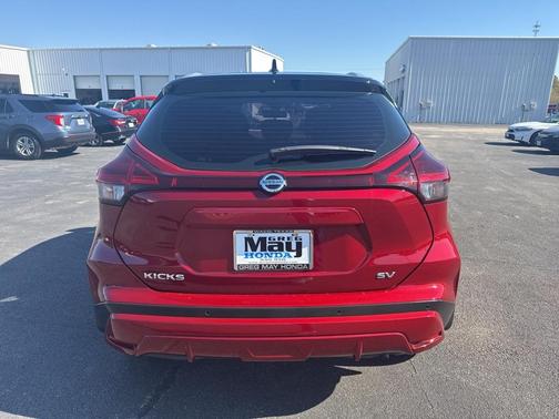 2021 Nissan Kicks SV