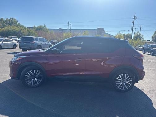 2021 Nissan Kicks SV