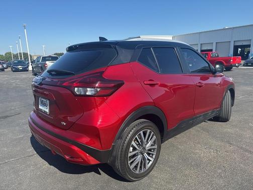 2021 Nissan Kicks SV