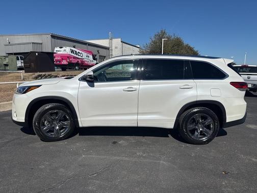 2019 Toyota Highlander Limited Platinum
