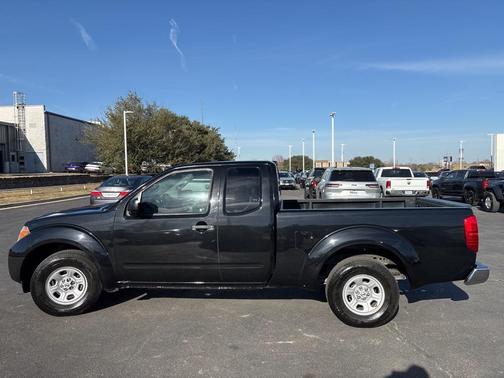 2017 Nissan Frontier S