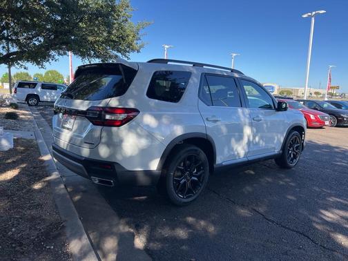 2025 Honda Pilot Touring+