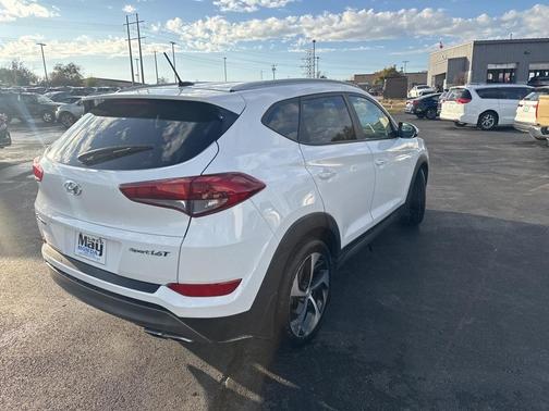 2016 Hyundai TUCSON Sport