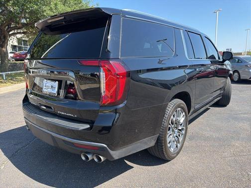 2023 GMC Yukon XL Denali Ultimate