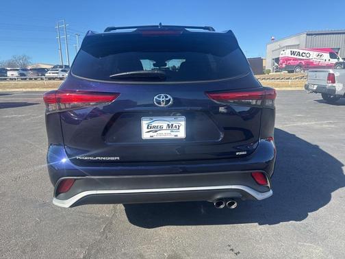 2023 Toyota Highlander XSE