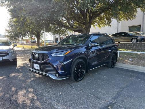 2023 Toyota Highlander XSE