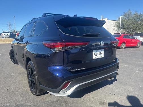 2023 Toyota Highlander XSE