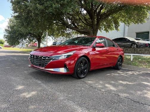 2021 Hyundai ELANTRA SEL