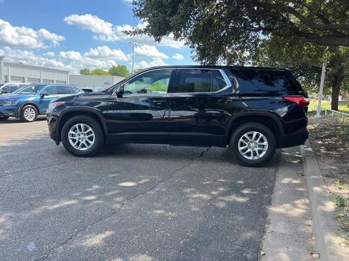 2020 Chevrolet Traverse LS