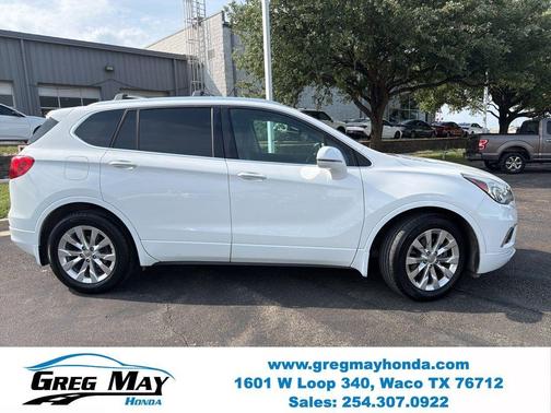 Summit White 2017 Buick Envision Essence