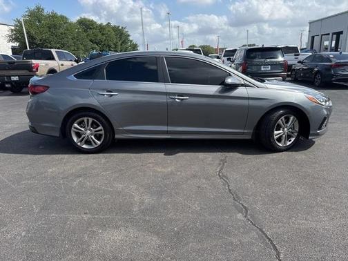 2019 Hyundai SONATA SEL