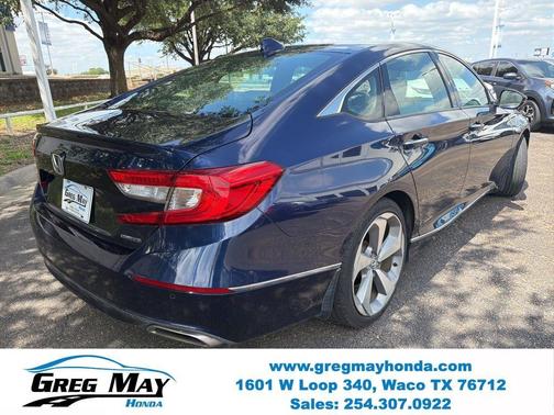 Still Night Pearl 2018 Honda Accord Touring