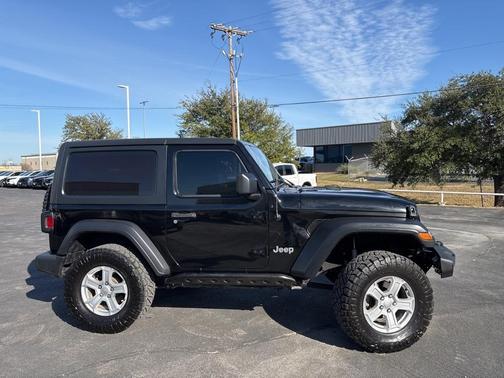 2019 Jeep Wrangler Sport