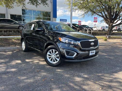 2018 Kia Sorento LX